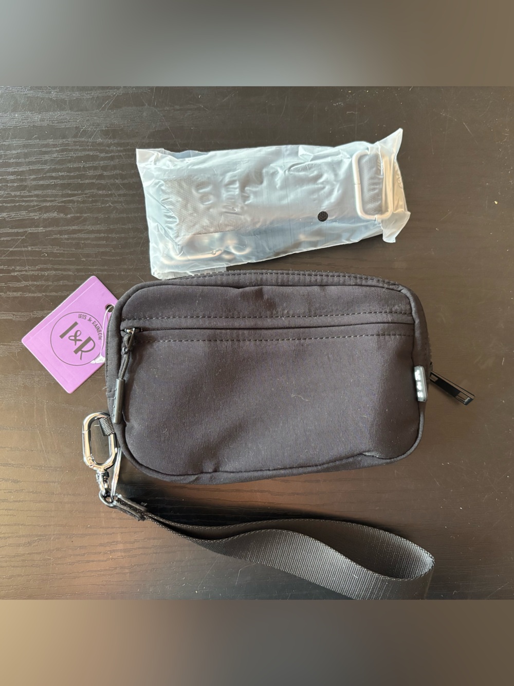 I&R Black Carryall Wallet with adjustable crossbody strap